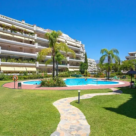 شقة Genteel Guadalmina Golf *